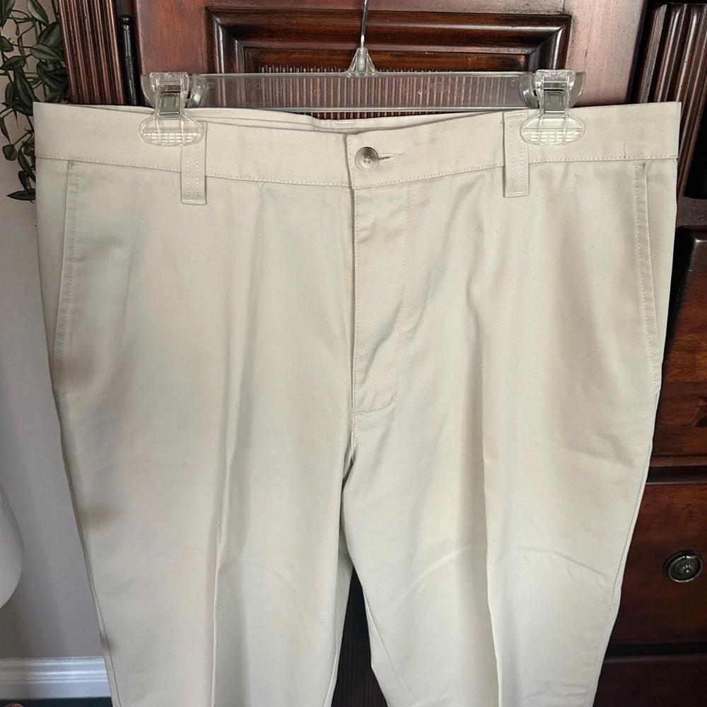 Men’s Cherokee Creme/Beige Pants - 34” waist x 32” length. - Picture 1 of 7
